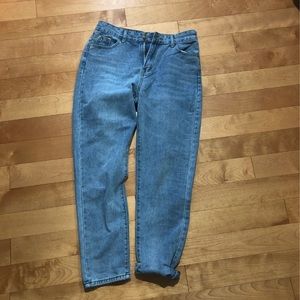 Mom jeans light wash